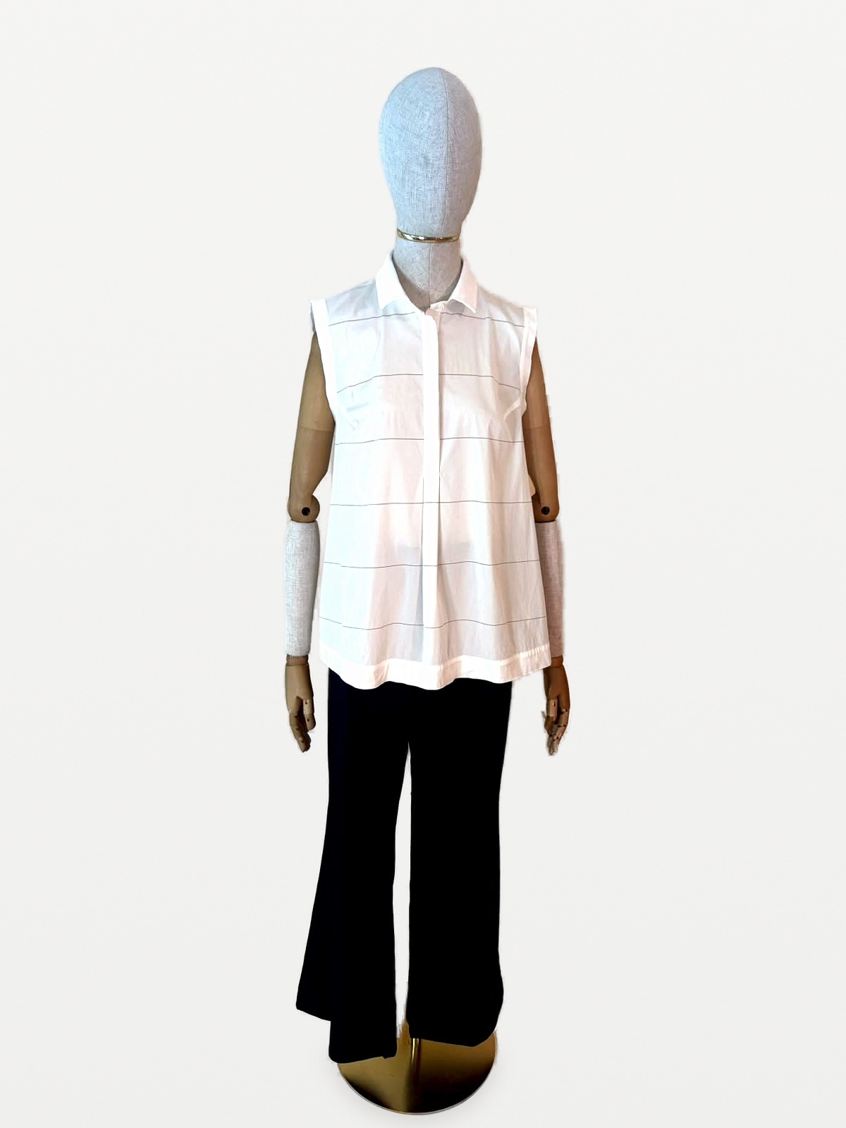 Brunello Cucinelli Brunello Cucinelli Sleeveless Cotton Blouse with Diplomatic Stripes and Monili Detail