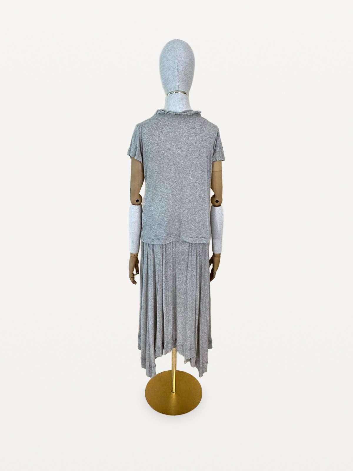 Issey Miyake HaaT Issey Miyake ‘HaaT’ Two-Piece Set (Short-Sleeved Top and Asymmetrical Skirt) in Grey Vigoré Cotton Knit 6