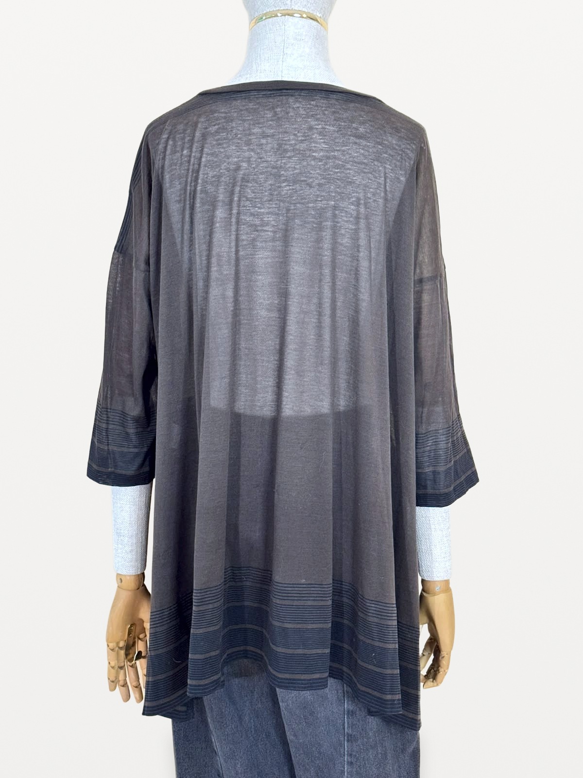 Issey Miyake HaaT Issey Miyake ‘HaaT’ tunic in ultra-lightweight 100% cotton knit 4