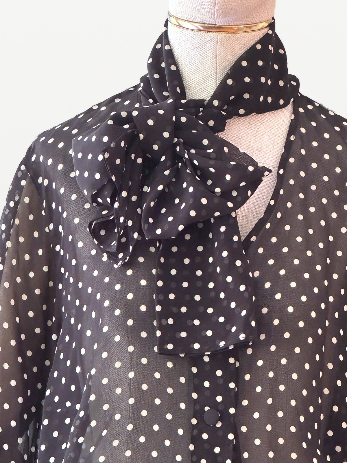 Marina Rinaldi Marina Rinaldi-Set aus Seide mit Polka-Dot-Muster (Bluse und Hose) 5