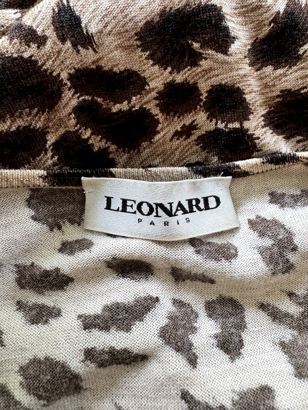 Leonard Paris knitted dress in pure wool with a leopard print 6