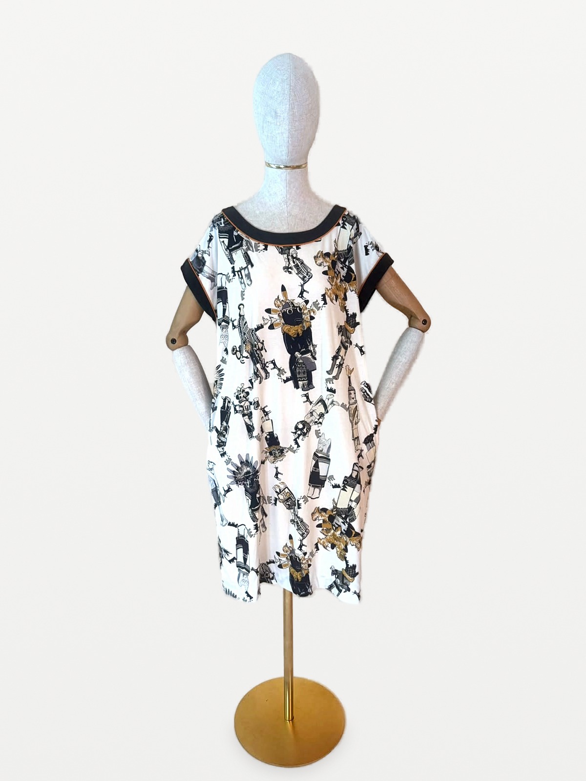 Hermès Hermès-Kleid aus Baumwolle mit ethnischem „Kachinas“-Motiv und Lammlederbesatz 2