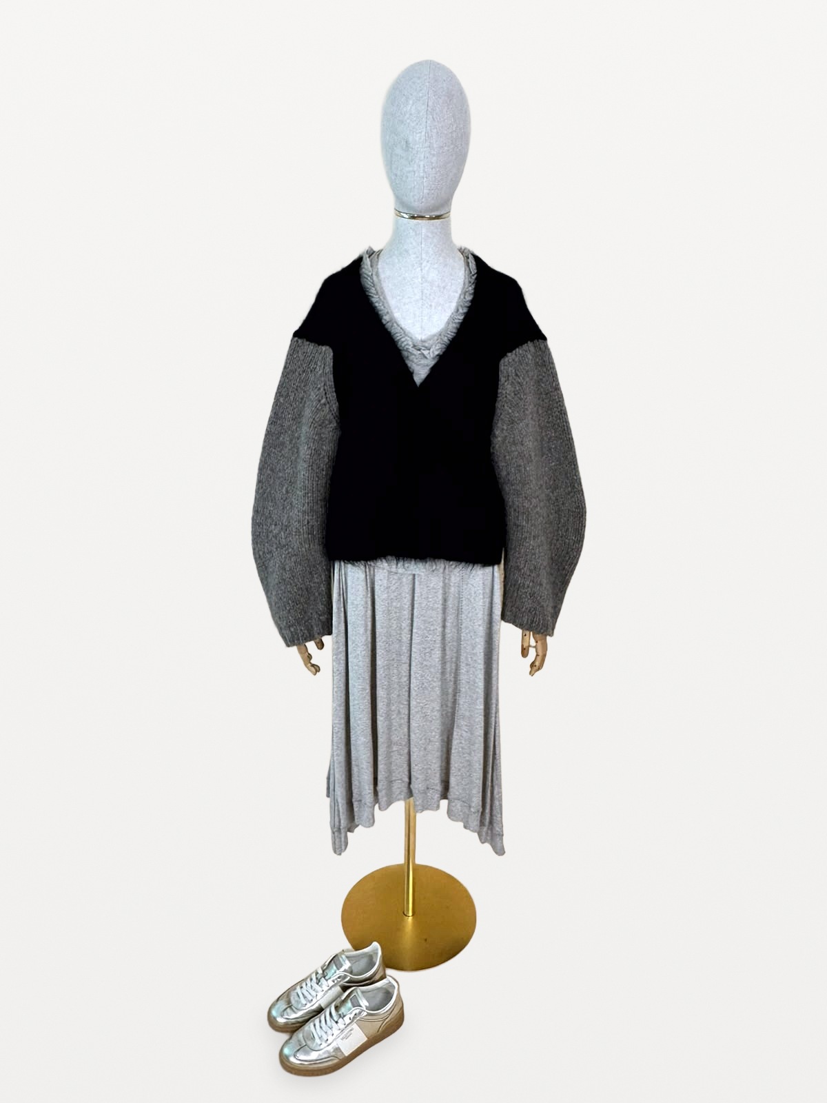Issey Miyake HaaT Issey Miyake ‘HaaT’ Two-Piece Set (Short-Sleeved Top and Asymmetrical Skirt) in Grey Vigoré Cotton Knit 8