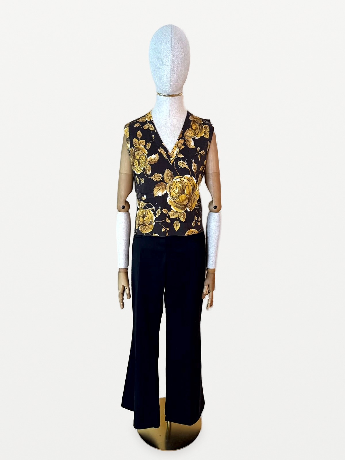 Dior Christian Dior Boutique waistcoat in a gold rose print knit
