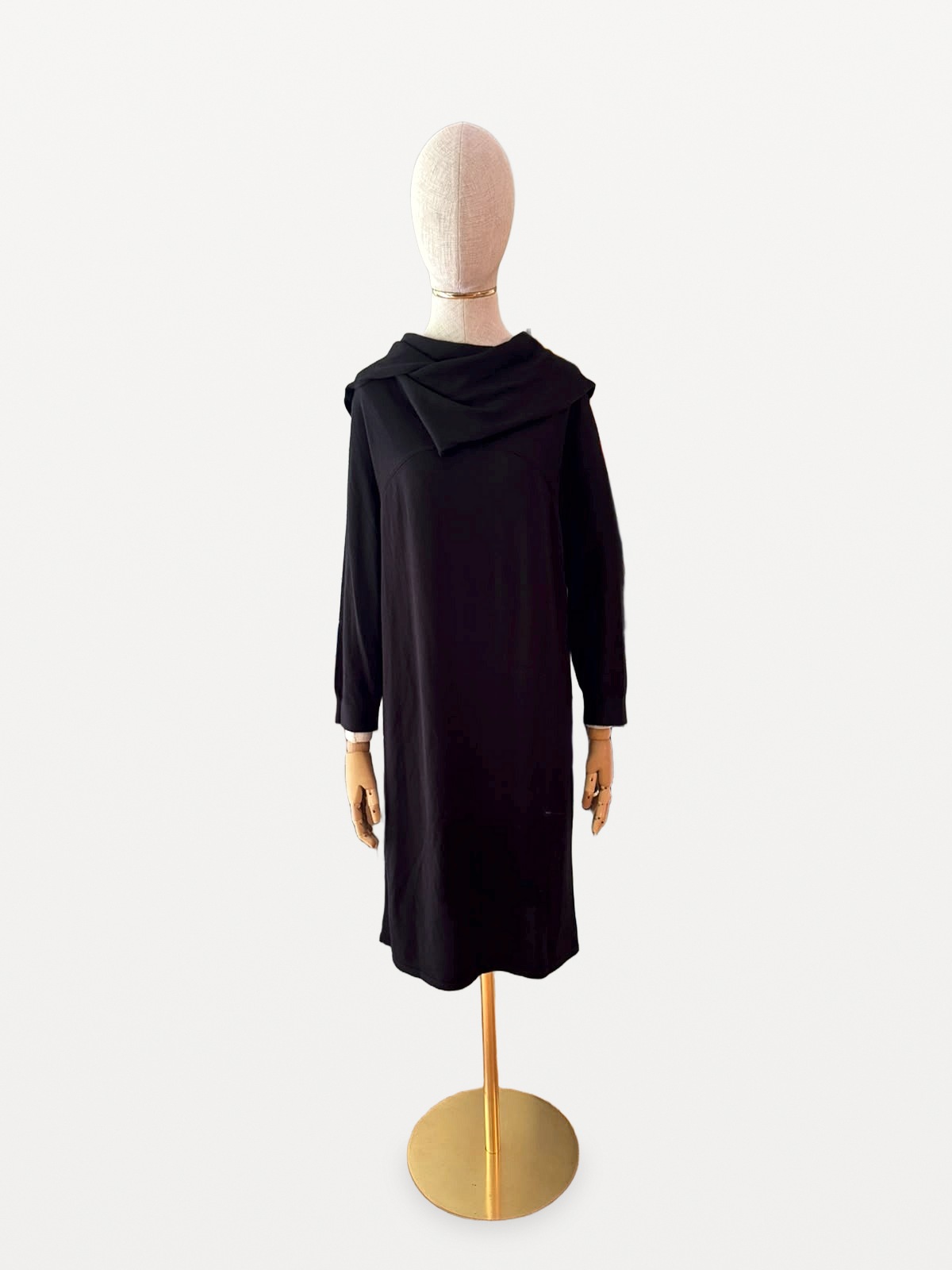 Hermès Vestido de Punto Hermès en Cachemira y Seda Negro con Cuello Escultórico 2
