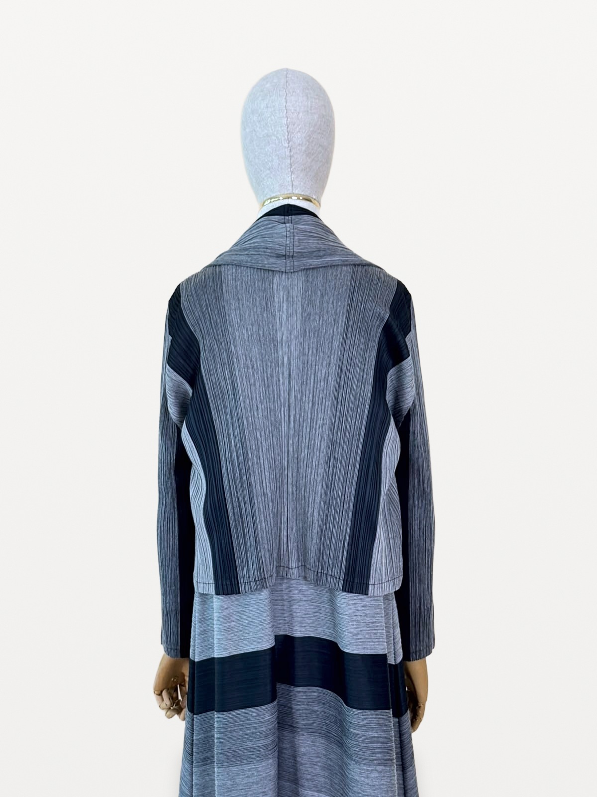 Pleats Please Issey Miyake Two-Piece Set (Long Dress and Pleated Jacket) in a Grey Melange and Black Colourway 6