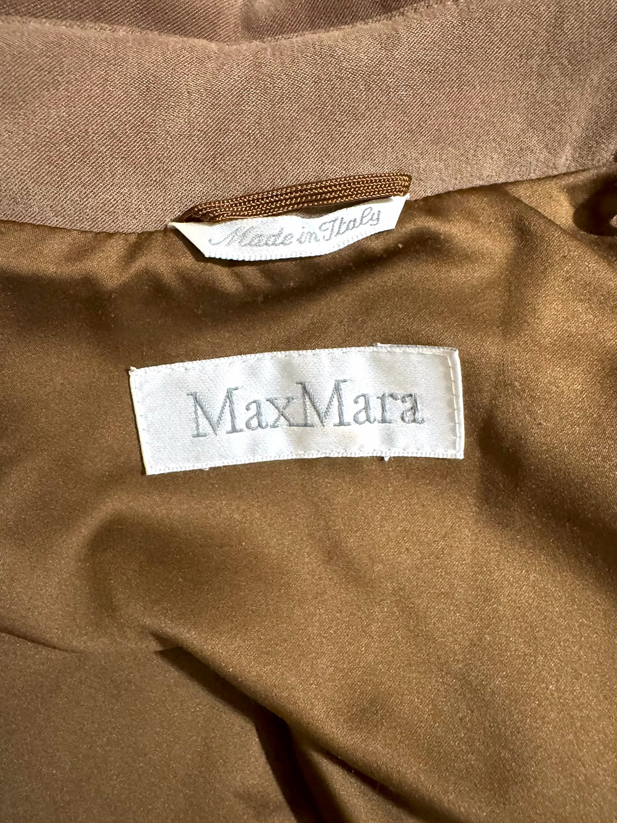 Max Mara Quilted Coat in Brown Suede-Effect Microfibre Fabric 9